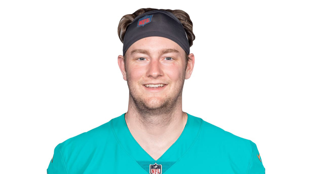 Miami Dolphins long snapper Taybor Pepper